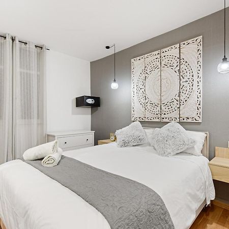 Urbanchicmalaga 2Bedroom Oasis In Historic Malaga Centre Ngoại thất bức ảnh