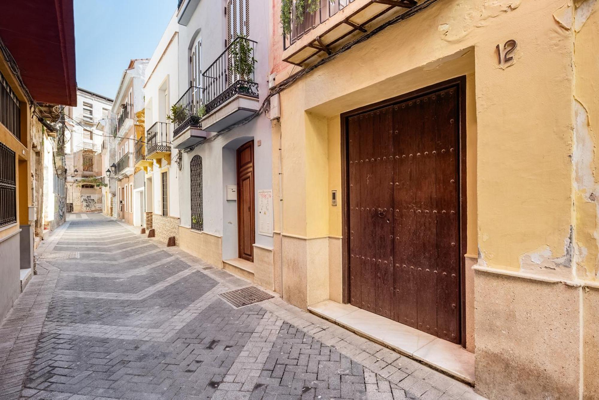 Urbanchicmalaga 2Bedroom Oasis In Historic Malaga Centre Ngoại thất bức ảnh