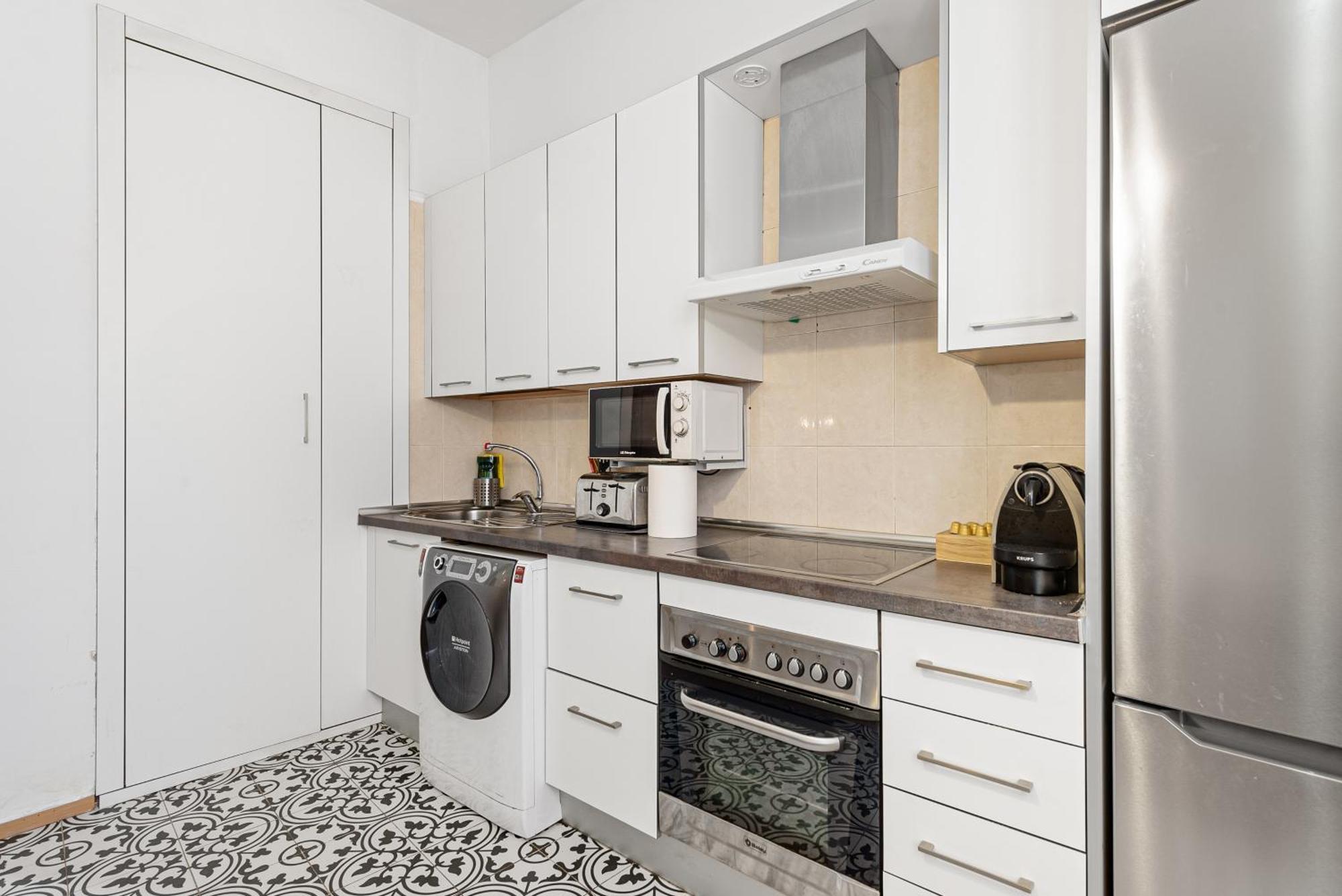 Urbanchicmalaga 2Bedroom Oasis In Historic Malaga Centre Ngoại thất bức ảnh