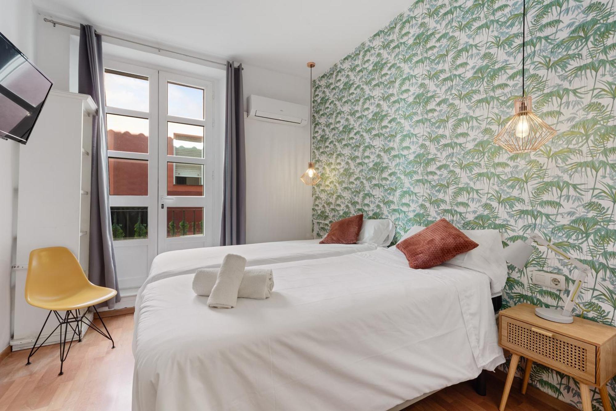 Urbanchicmalaga 2Bedroom Oasis In Historic Malaga Centre Ngoại thất bức ảnh