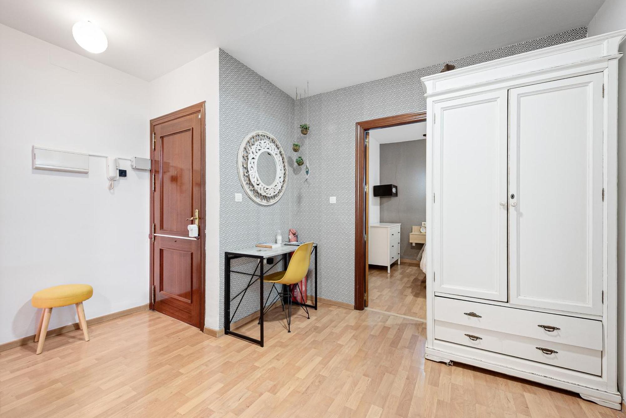 Urbanchicmalaga 2Bedroom Oasis In Historic Malaga Centre Ngoại thất bức ảnh