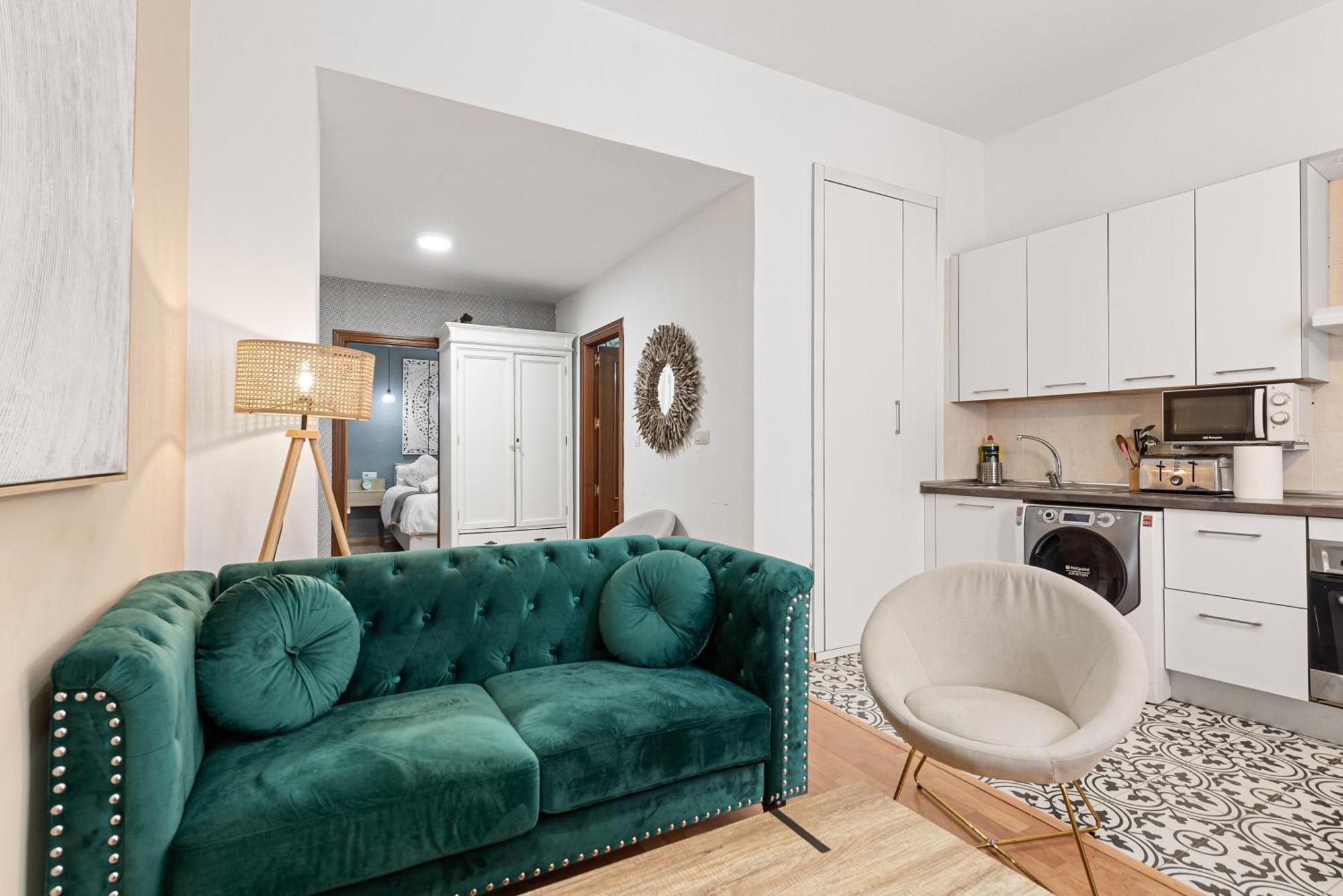 Urbanchicmalaga 2Bedroom Oasis In Historic Malaga Centre Ngoại thất bức ảnh
